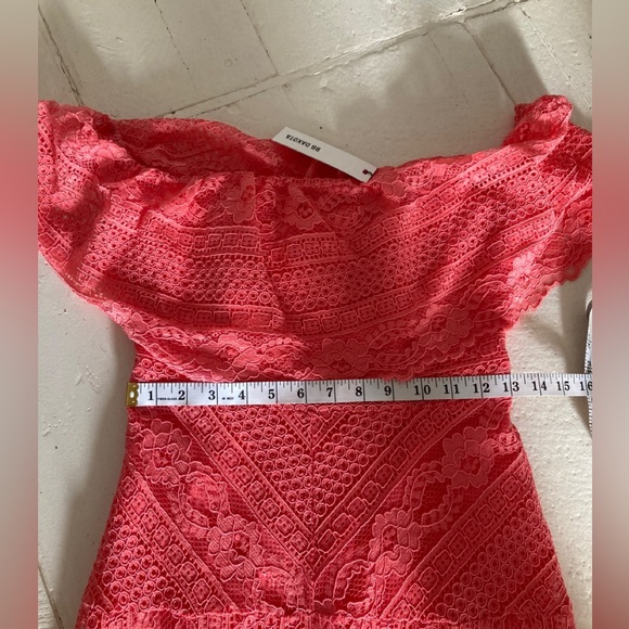 Bb Dakota new lace dress crochet off shoulder size 4 6 coral - Picture 2 of 5